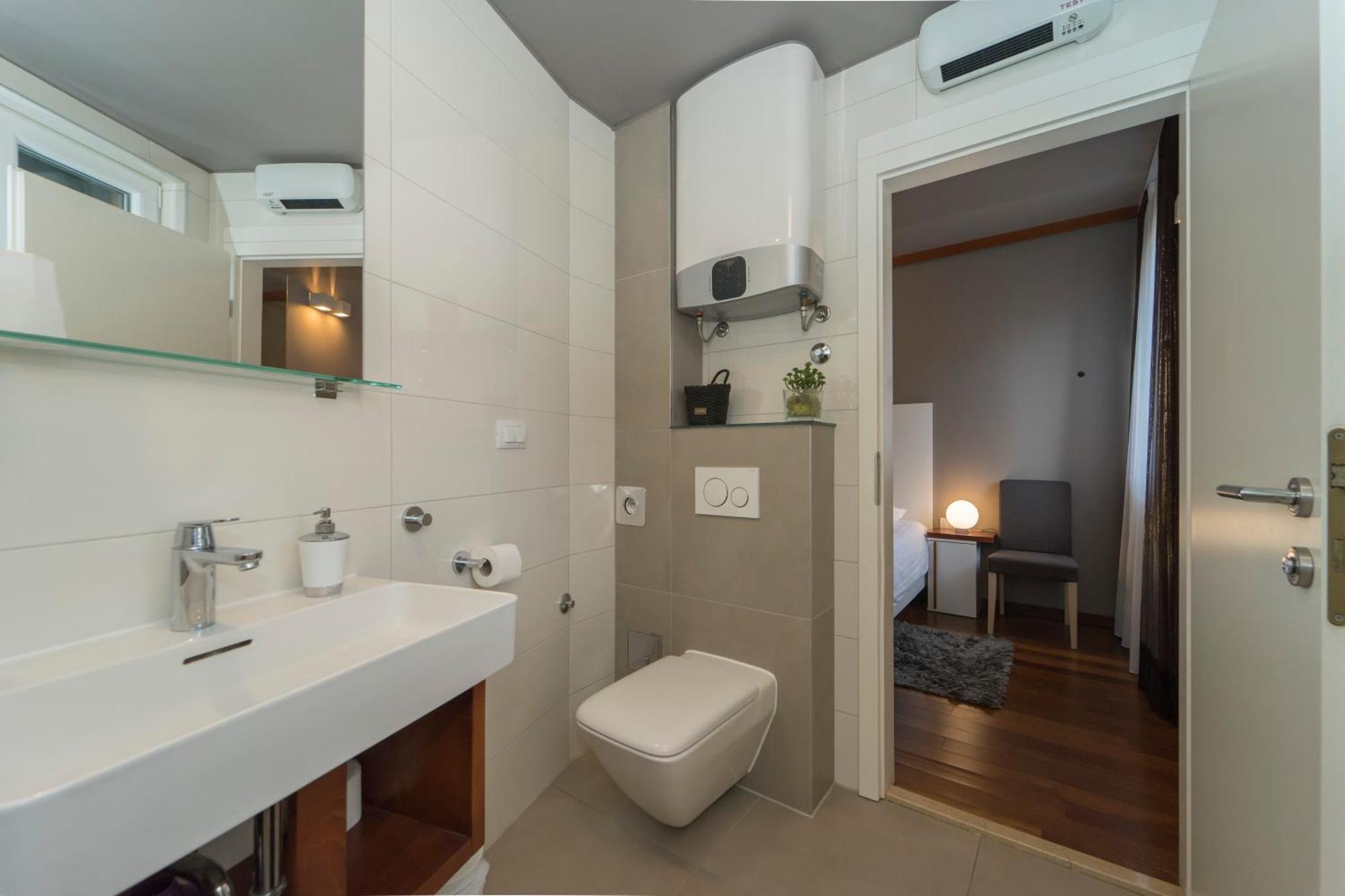 Luxury Rooms Silente Bacvice 1 Сплит Екстериор снимка