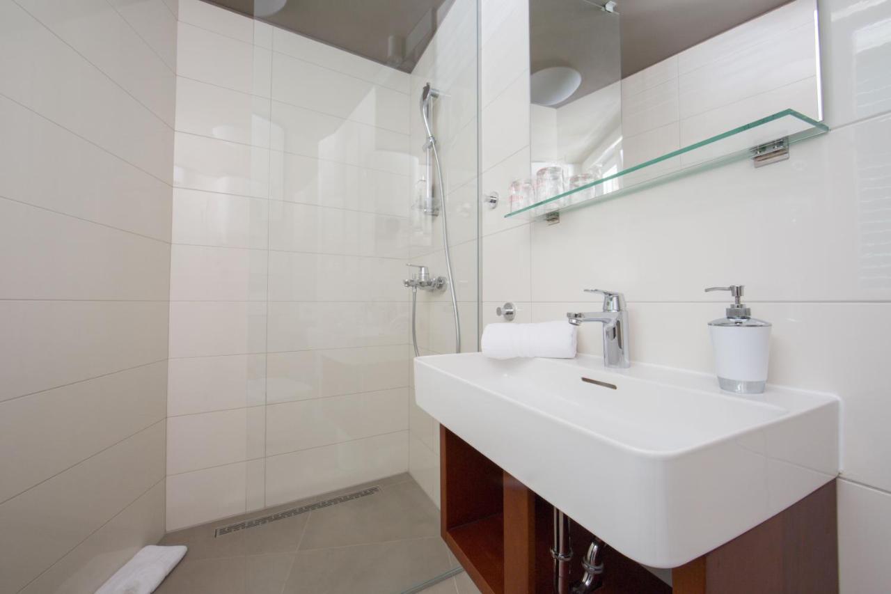 Luxury Rooms Silente Bacvice 1 Сплит Екстериор снимка