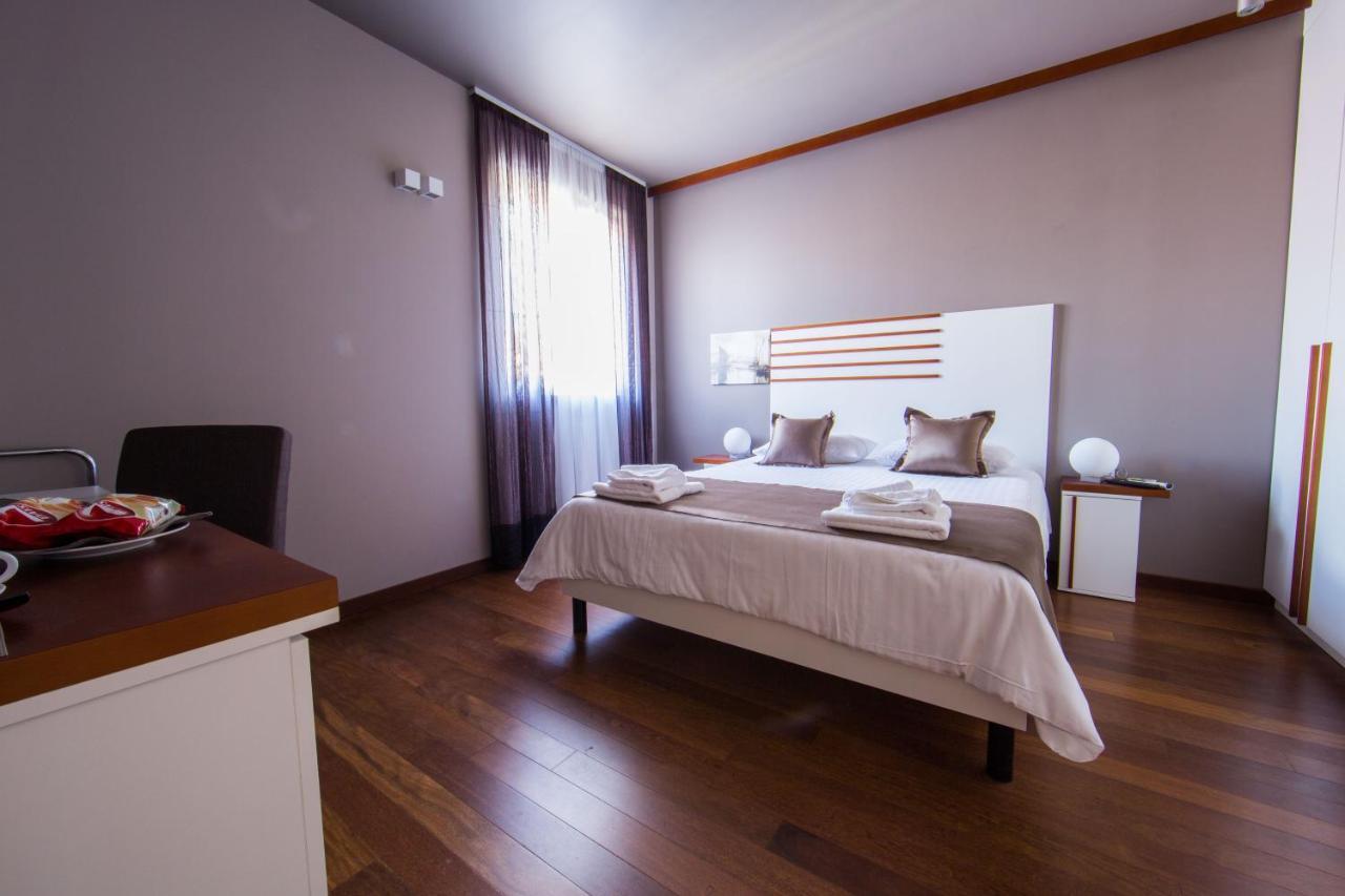 Luxury Rooms Silente Bacvice 1 Сплит Екстериор снимка