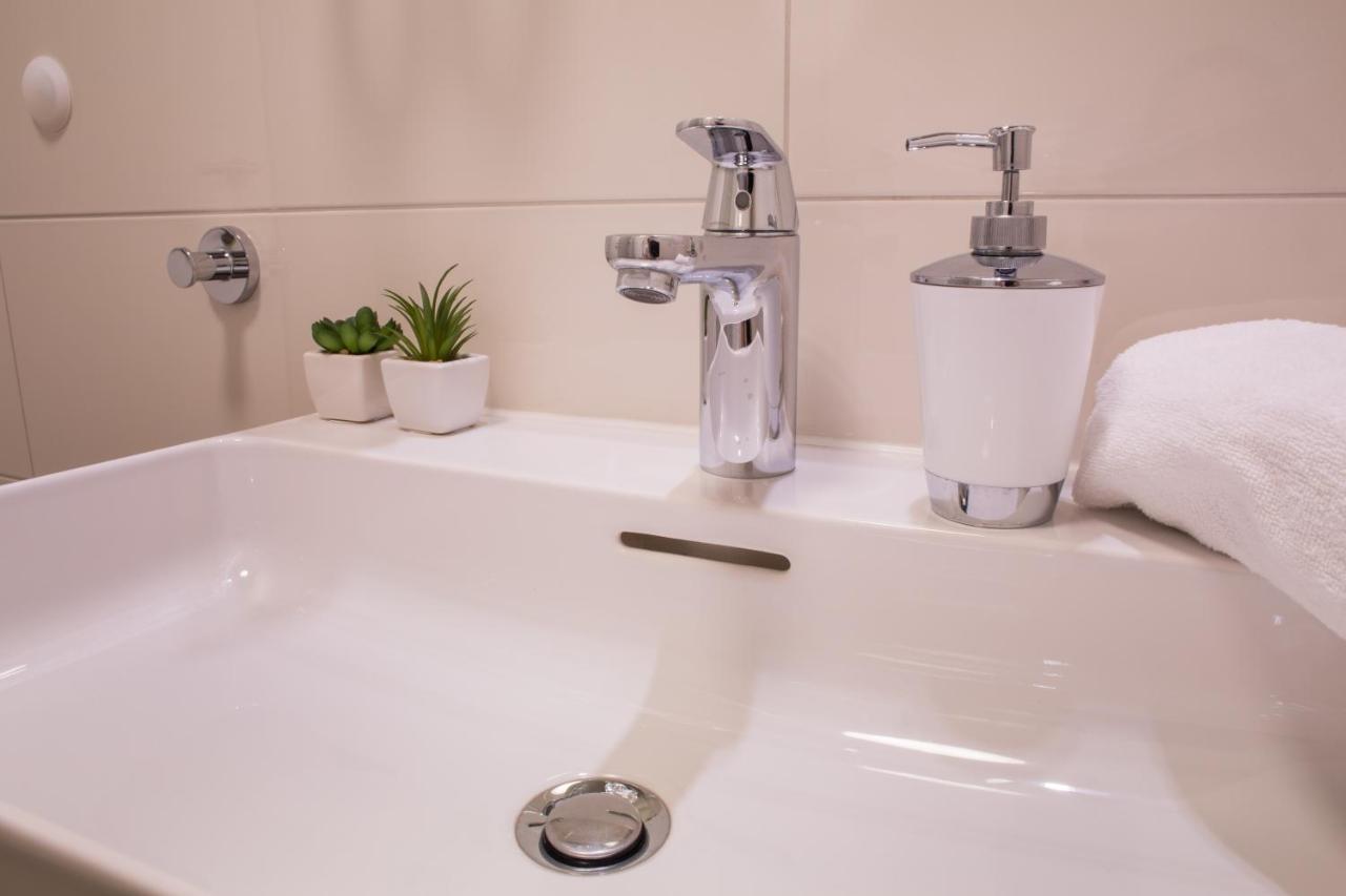 Luxury Rooms Silente Bacvice 1 Сплит Екстериор снимка